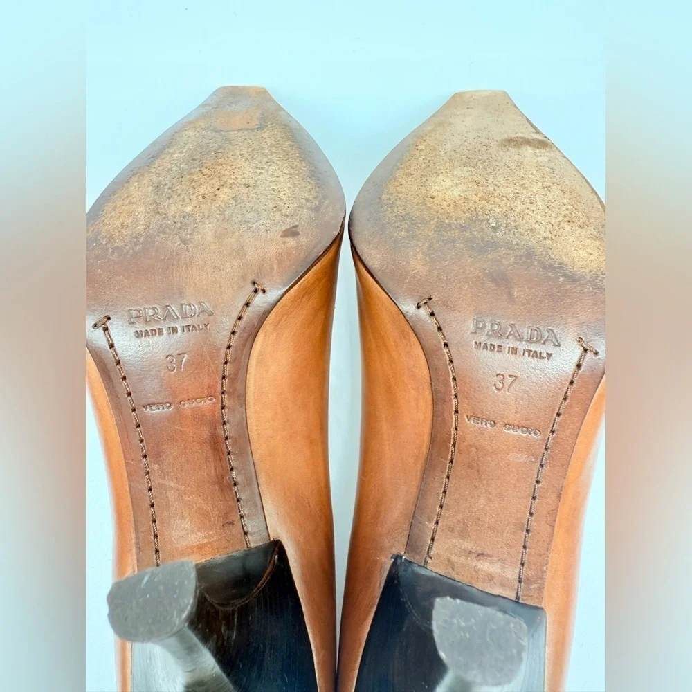 Prada Vintage Brown Leather 3D flower appilique square toe 100mm pumps EU37